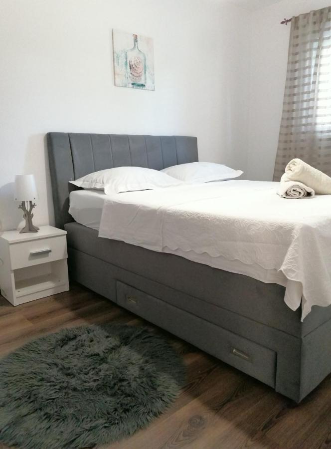 Apartmani B&S Barbat na Rabu Eksteriør bilde
